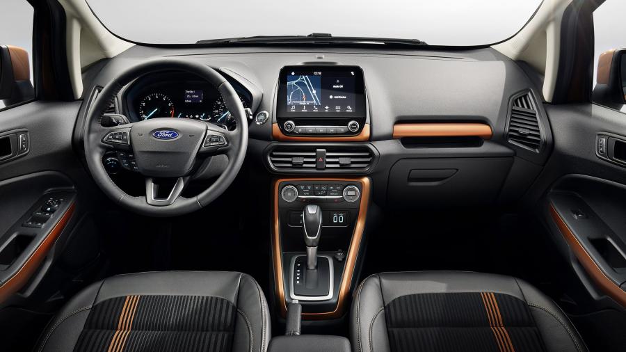 Торпедо Ford EcoSport Titanium 2017 года  (NA) (фото 30 из 30)